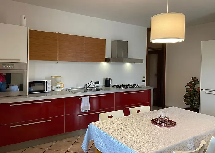 - La Casa Sulla Rionda Apartment *